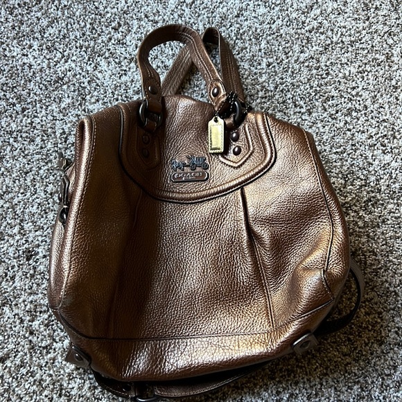 Coach purse - Picture 2 of 13